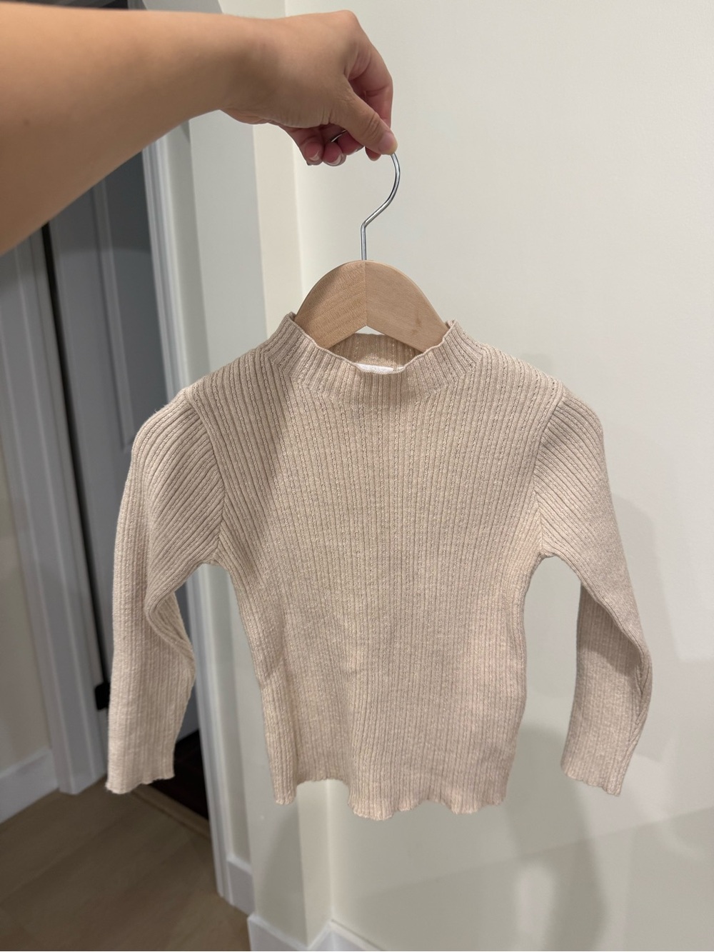 Zara Ribbed Long-Sleeve Top in Light Beige 2-3